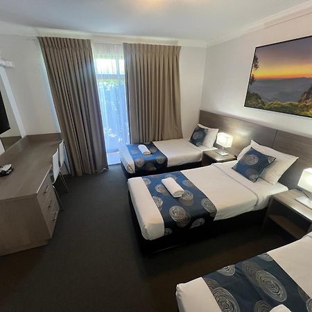 Adelong Motel Narrabri Esterno foto