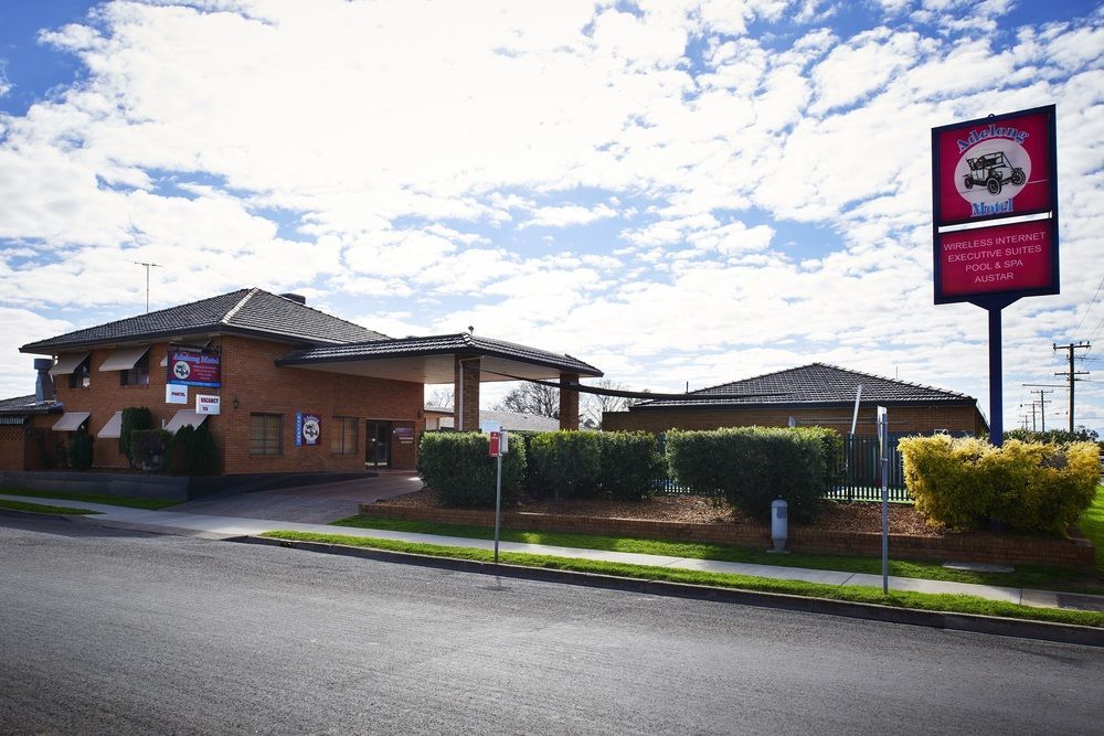 Adelong Motel Narrabri Esterno foto